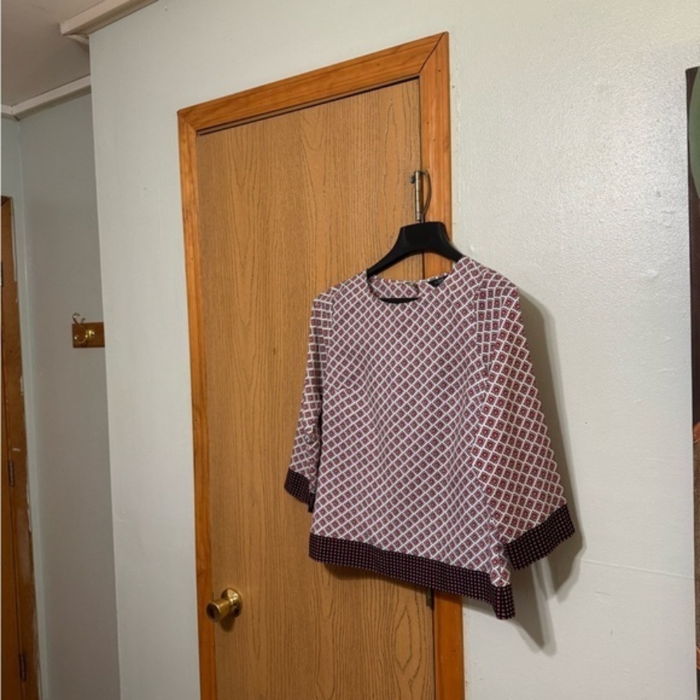 J. Crew Factory Small Multi-Color w/Geometric Print Long Sleeve Blouse - EUC